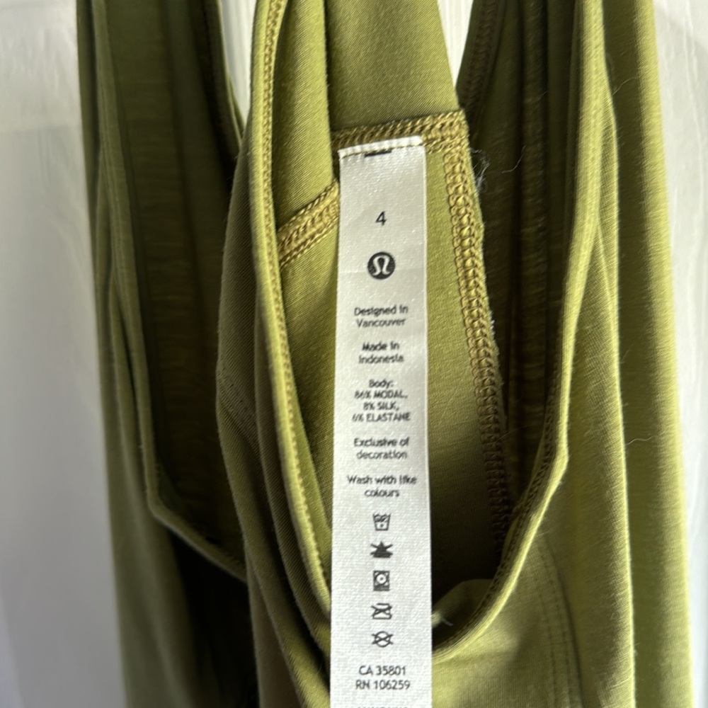 Lululemon Modal-silk yoga tank top size 4 - Picture 4 of 4